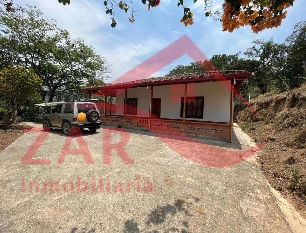 Foto de Casa campestre en arriendo Ebéjico Ebéjico
