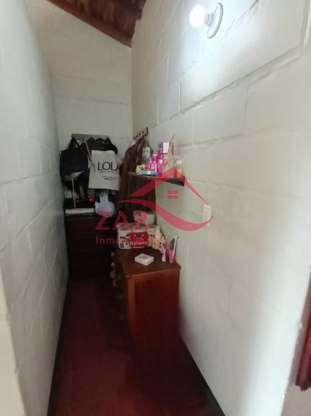Foto de Casa en venta Buenos Aires Medellín — foto 11